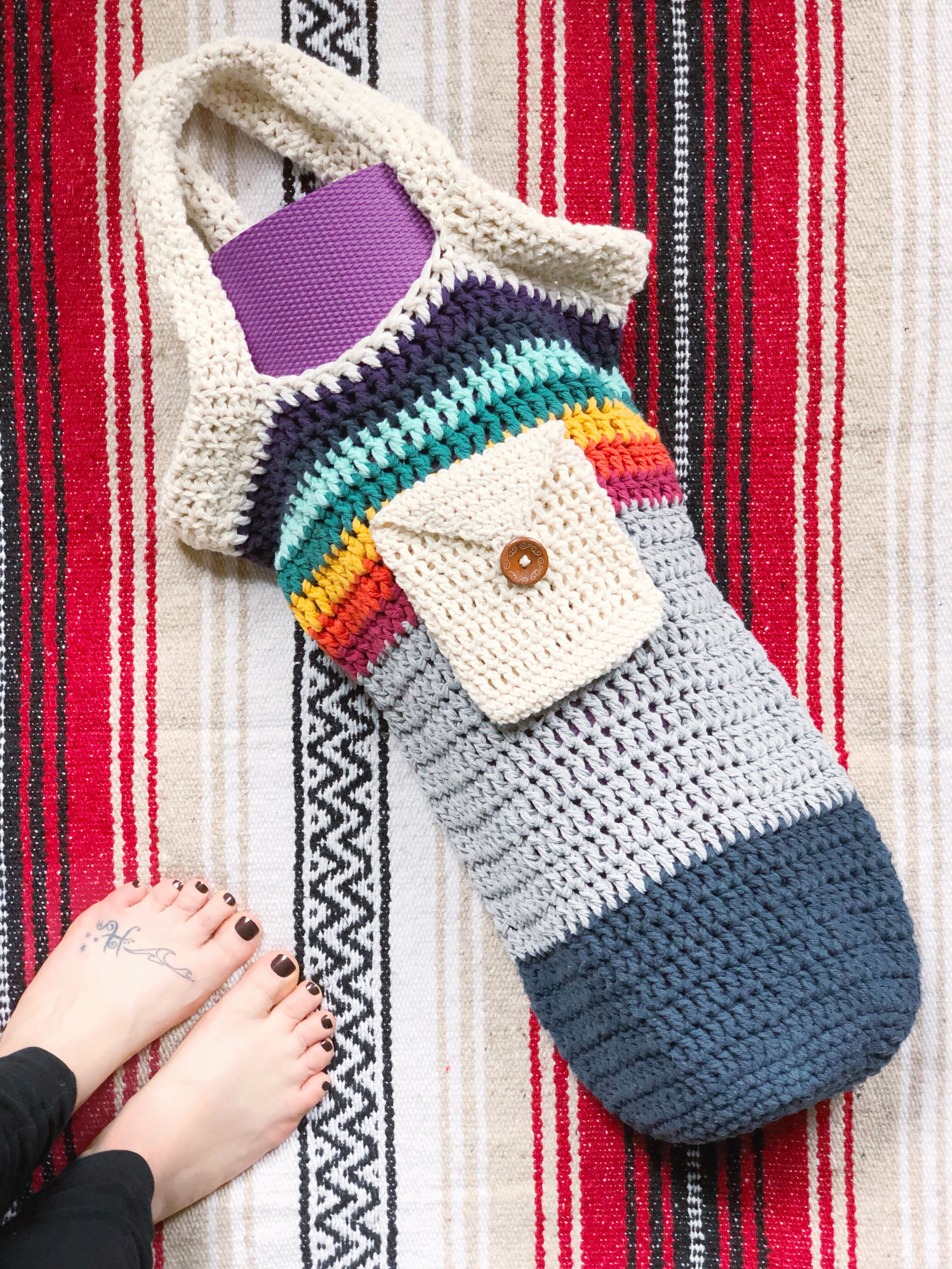 Tapestry crochet yoga mat bag!! I designed the pattern myself :) : r/crochet